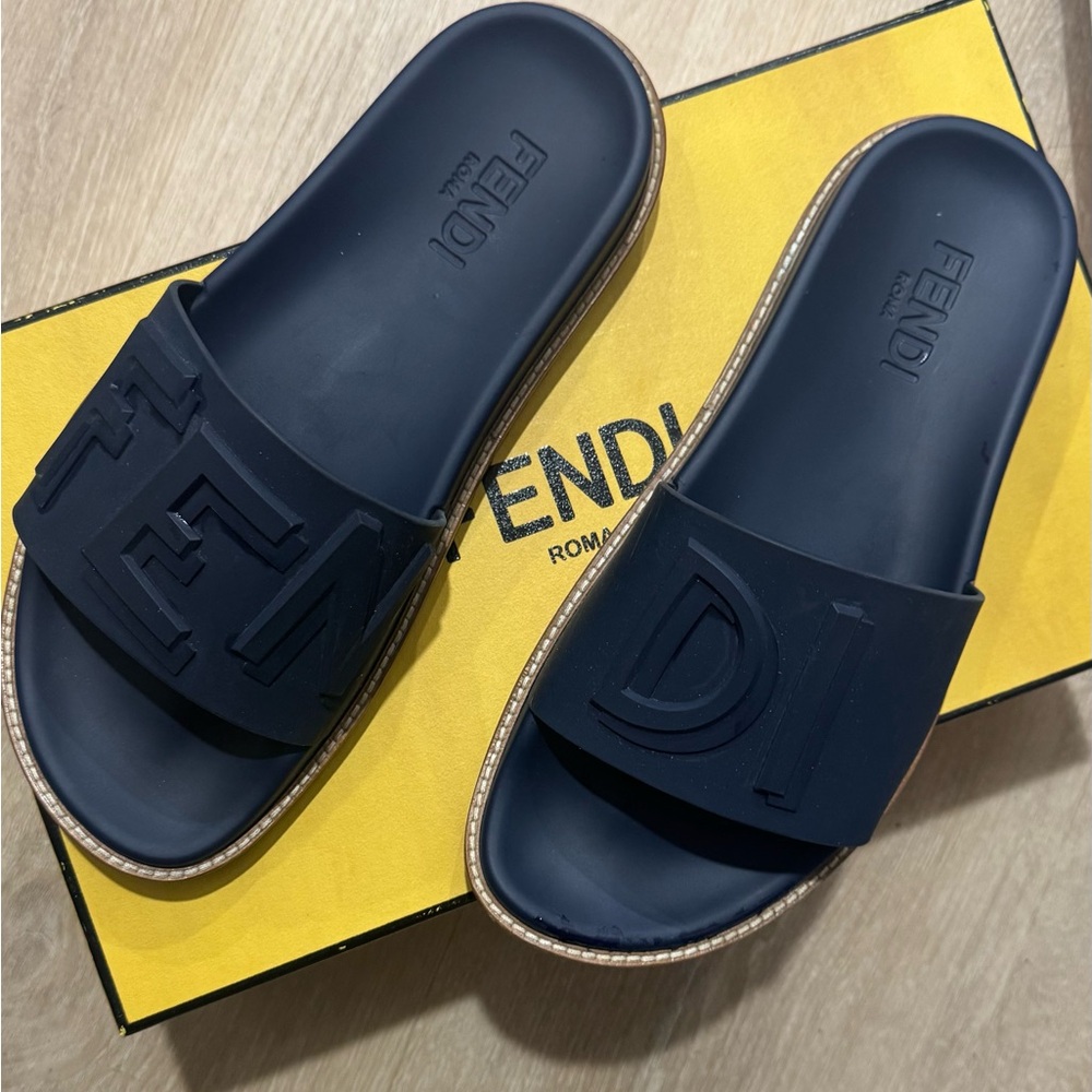 Fendi Navy Blue Leather-Trim Logo Slide Sandals